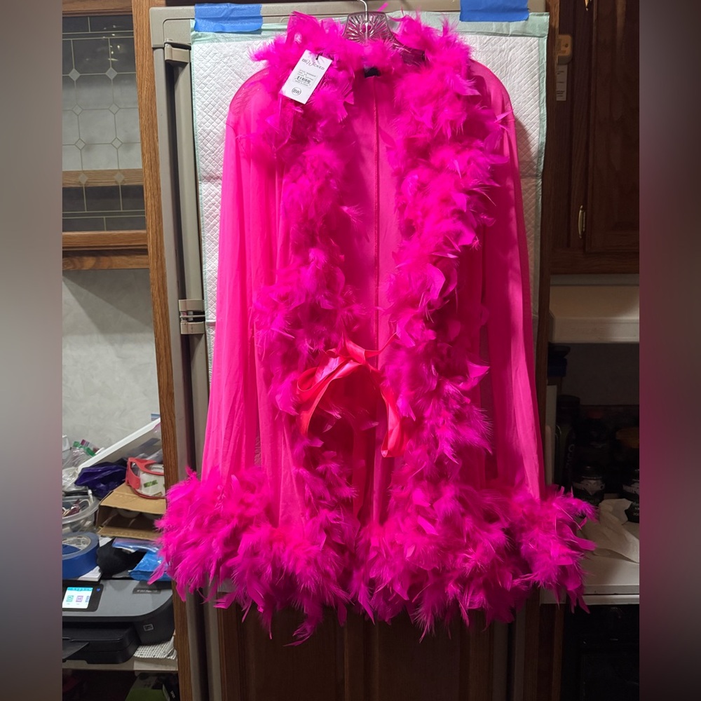 Luxurious Hot Pink Feathered Women's Robe